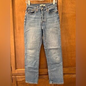 Levi's Wedgie Straight Jeans